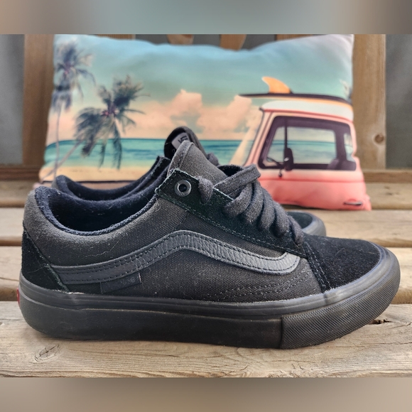 Vans Old Skool SK8, Suede, Black on Black, Size 7 Women's/ Size 5.5 Men's - Picture 2 of 7